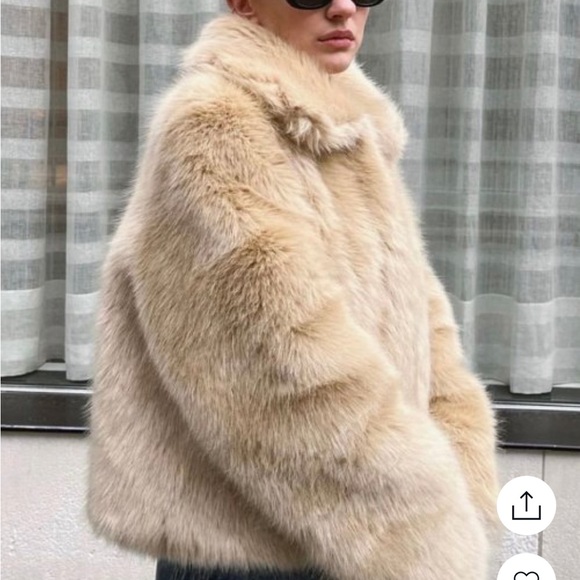 Hailee Faux Fur Jacket - Picture 1 of 2